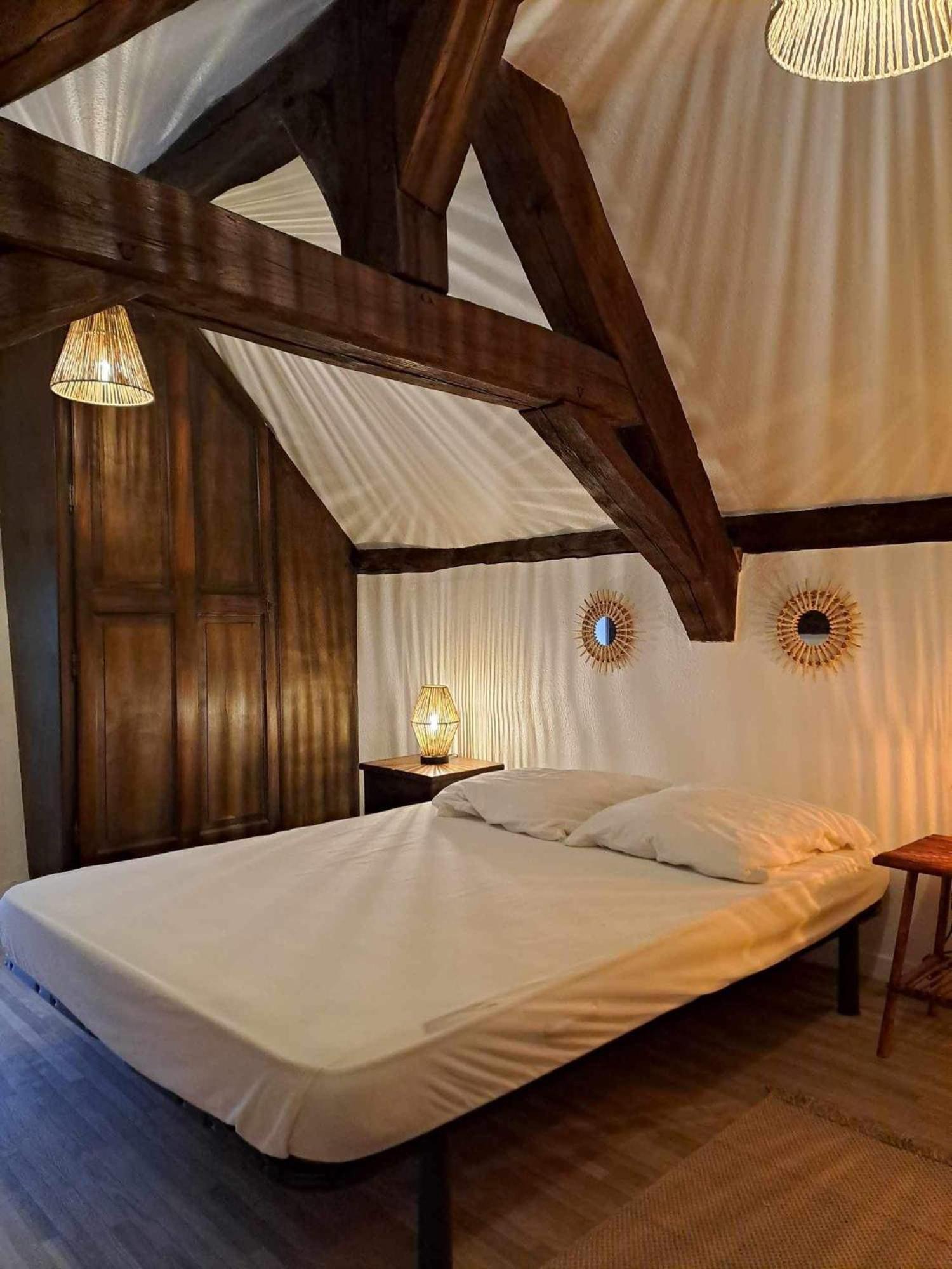 Les Chaumieres Du Chene Otel Pouillé Dış mekan fotoğraf