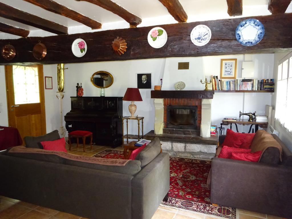 Les Chaumieres Du Chene Otel Pouillé Dış mekan fotoğraf