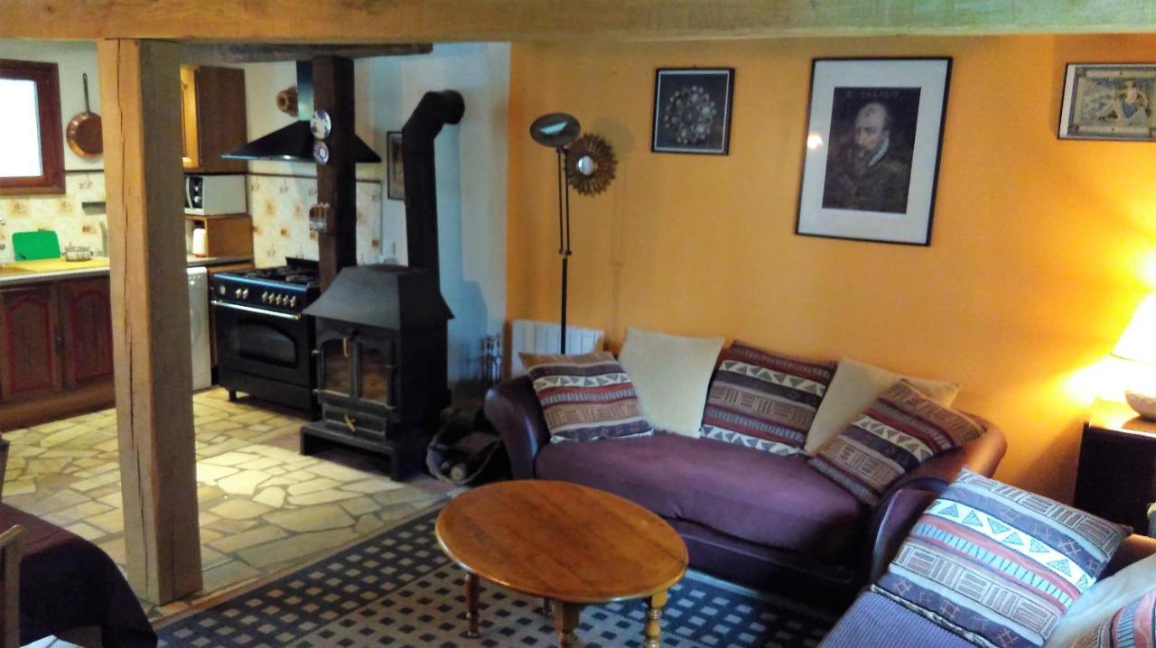 Les Chaumieres Du Chene Otel Pouillé Dış mekan fotoğraf