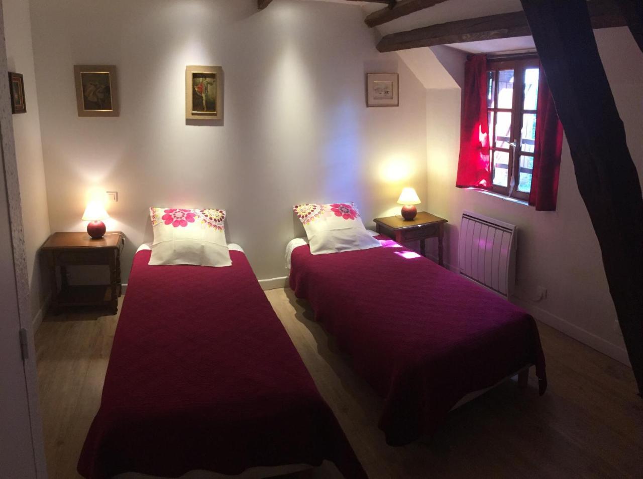 Les Chaumieres Du Chene Otel Pouillé Dış mekan fotoğraf